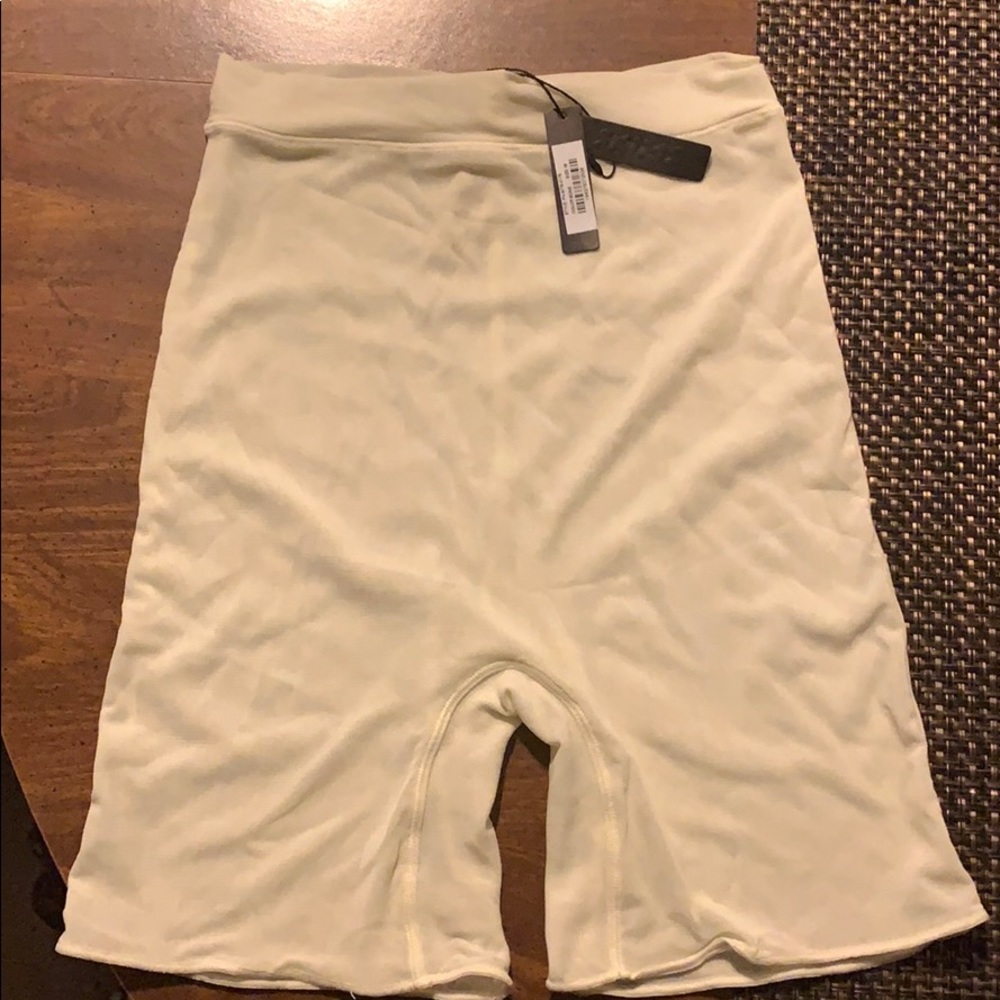 Skims mesh short